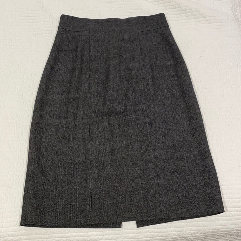 High waisted Tahari grey pencil skirt